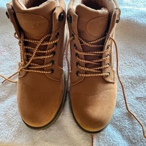 Lugz Classic Tan Boots